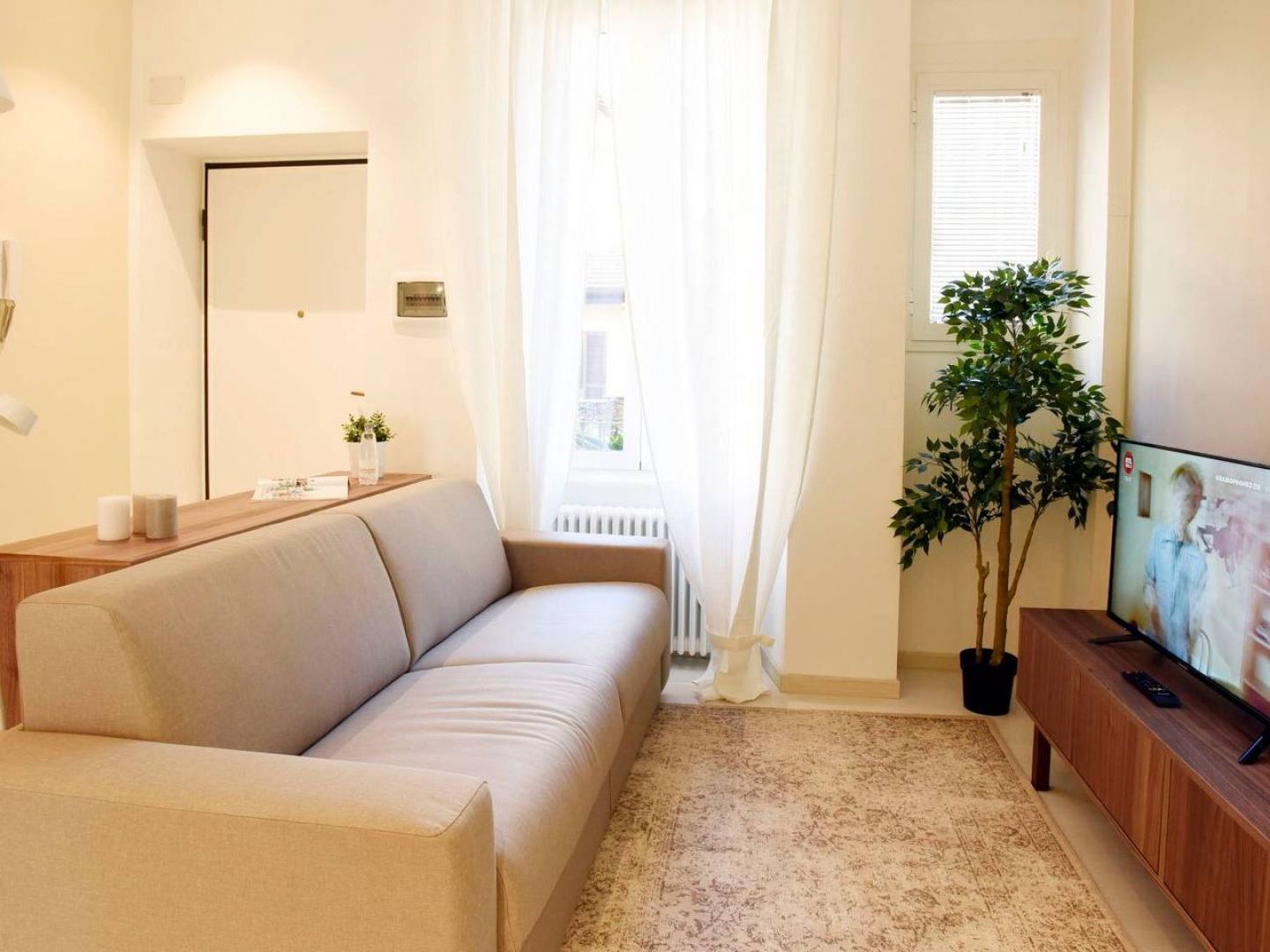 Altido Superb Apt Near Arco Della Pace And Sforzesco Castle Milan Bagian luar foto