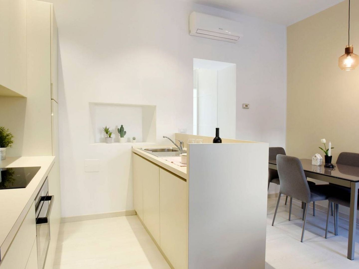 Altido Superb Apt Near Arco Della Pace And Sforzesco Castle Milan Bagian luar foto
